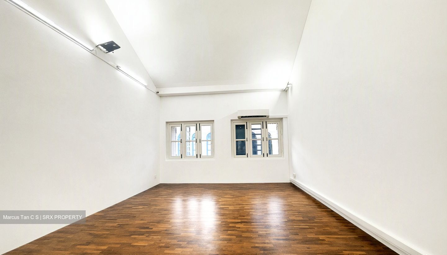Trengganu Street (D1), Office #638675171
